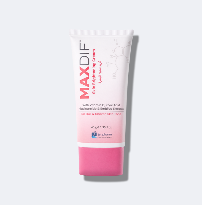 Jenpharm Maxdifskin Brightening Cream Maximum Difference 40G jar close up