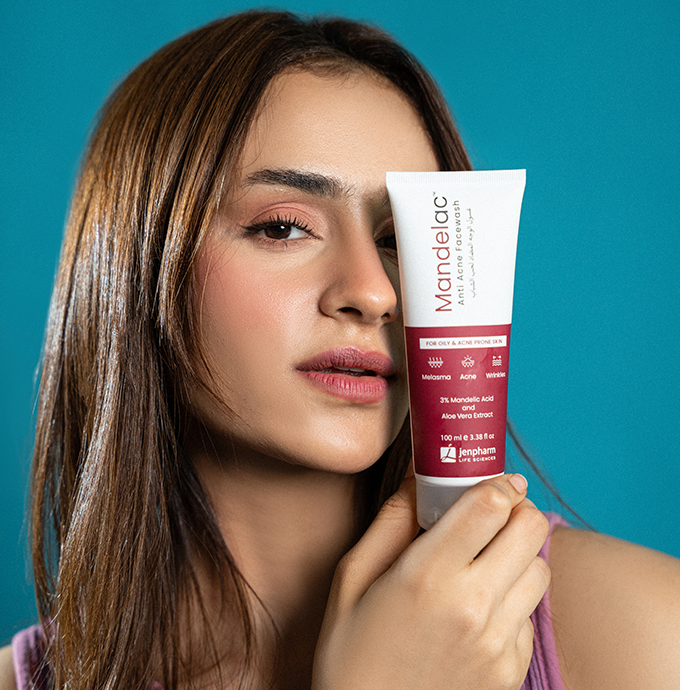 Jenpharm Mandelac Face Wash 100Ml texture gel cream