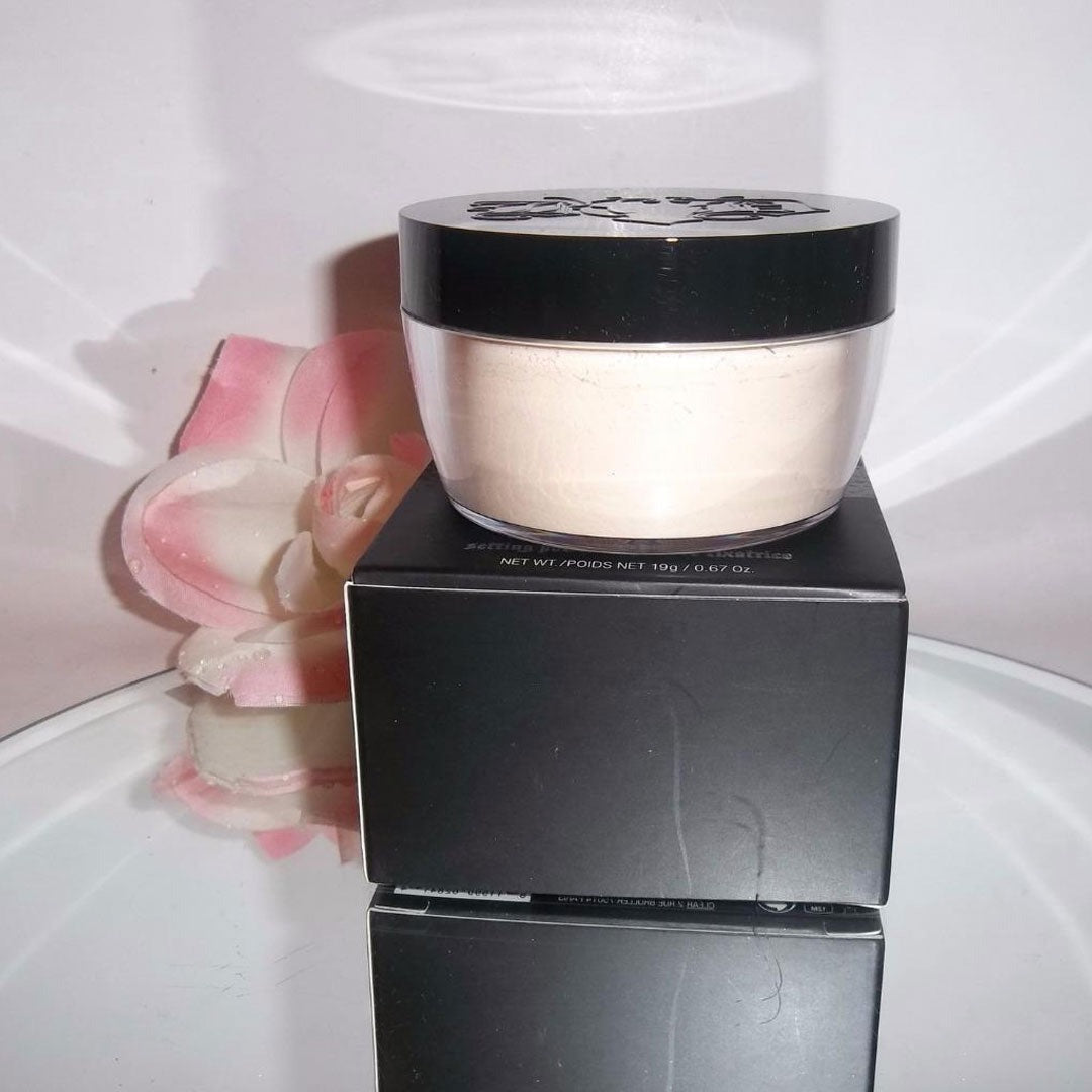 Kat Von D Lock it Setting Powder Translucent