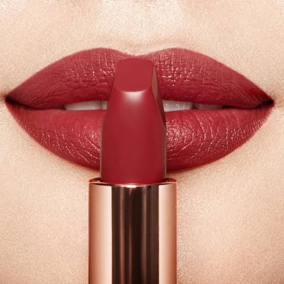 Charlotte Tilbury Matte Revolution walk of no shame Mini (1.1 g 0.03 OZ)